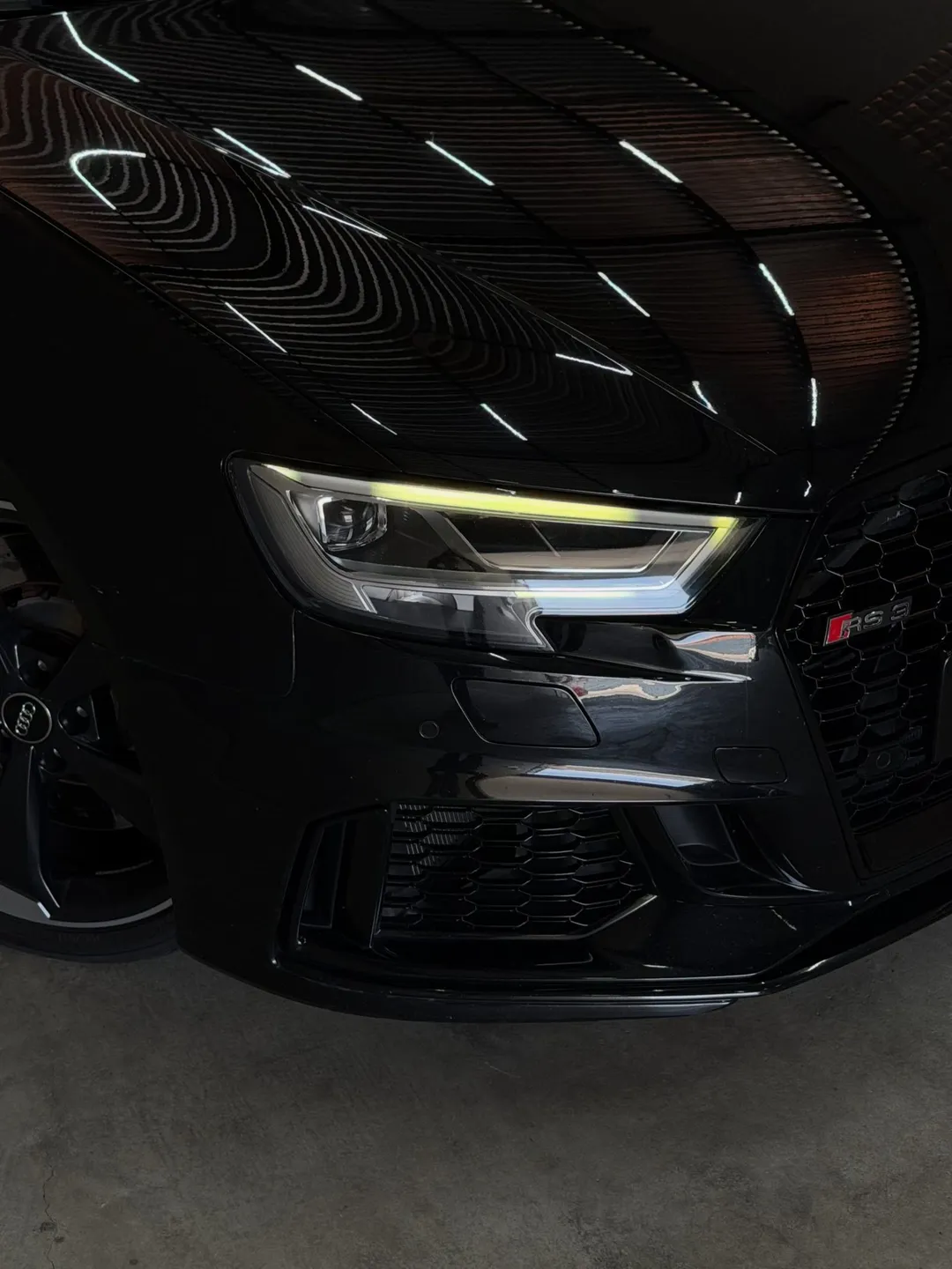 Audi RS3 2018, foto 3 de 7