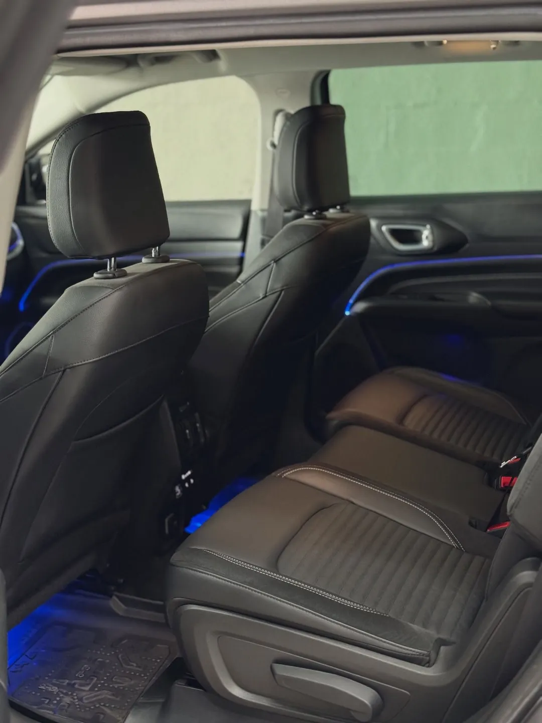 Jeep Commander 2023, foto 7 de 7