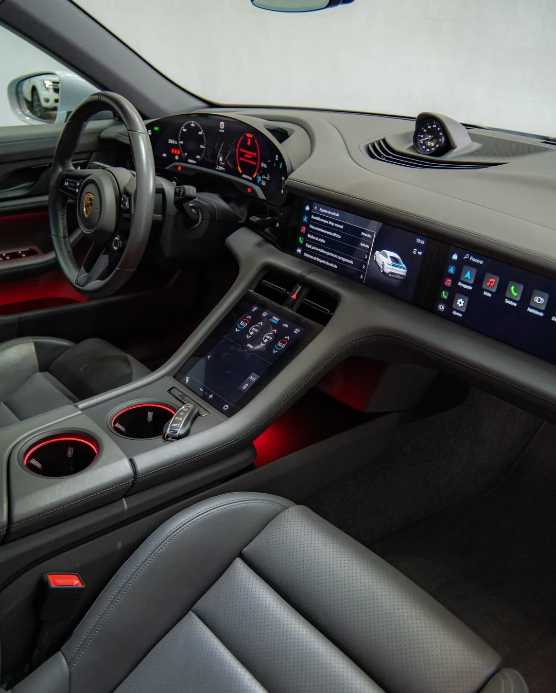 Porsche Taycan 2024, foto 5 de 7